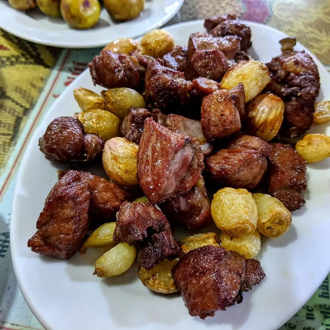 What to Eat in Ninh Binh: A Complete Food Guide for Tourists