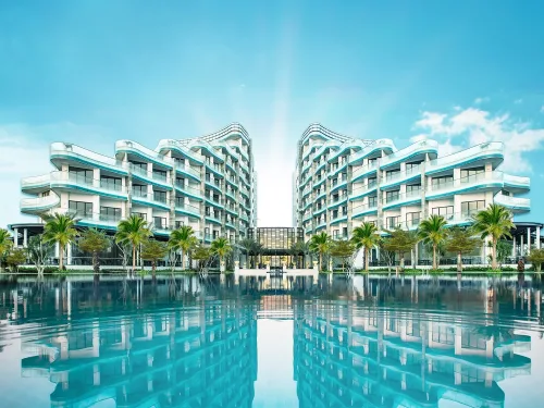 The Essence of Central Vietnam | Da Nang & Hoi An Luxury Experience