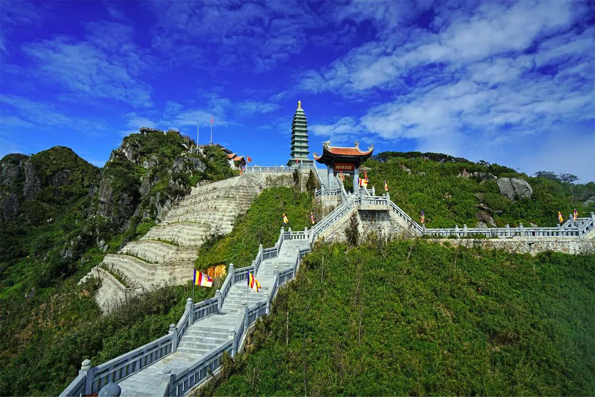 Fansipan weather – The complete expert guide to climate, seasons, and the best time to visit
